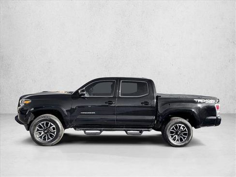 Used 2021 Toyota Tacoma TRD Sport w/ Technology Package image 4