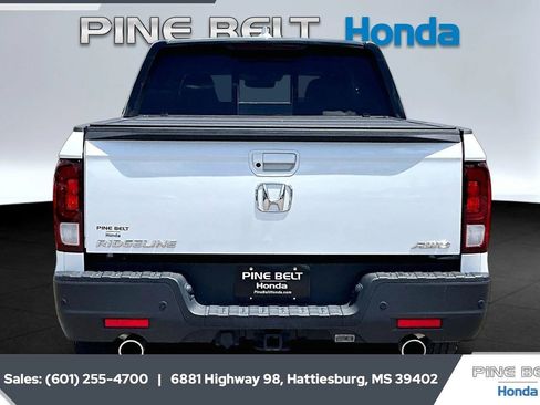 Used 2022 Honda Ridgeline Black Edition image 4