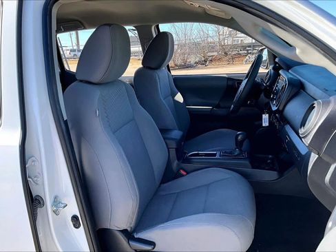 Used 2023 Toyota Tacoma SR image 9