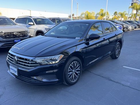 Certified 2021 Volkswagen Jetta S w/ Driver Assistance Package image 5