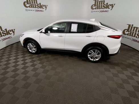 Certified 2024 Buick Envista Sport Touring w/ Convenience I Package FWD image 5