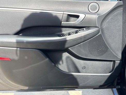 Used 2025 Hyundai Sonata SEL FWD image 25