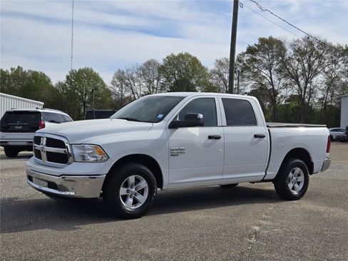 Certified 2023 RAM 1500 Classic SLT w/ Trailer & Traction Group AWD/4WD image 3