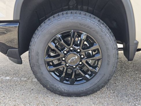 New 2026 Chevrolet Silverado 2500 Custom w/ Custom Value Package AWD/4WD image 14