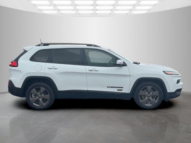 Used 2016 Jeep Cherokee 75th Anniversary FWD image 8