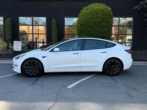 Used 2021 Tesla Model 3 Standard Range Plus image 8
