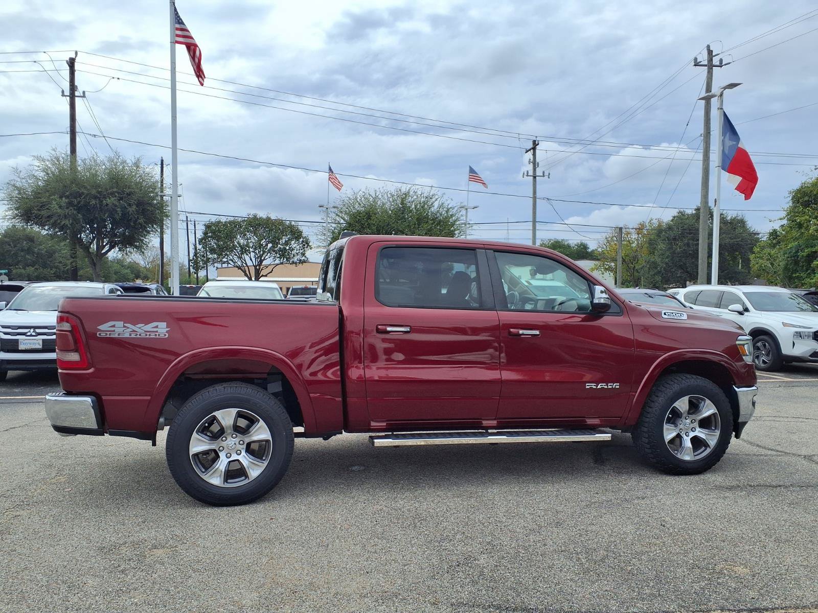 Used 2021 RAM 1500 Laramie w/ Off Road Group AWD/4WD image 21