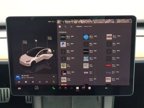 Used 2022 Tesla Model 3 Performance image 19