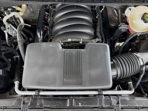 Used 2023 GMC Yukon AT4 w/ Technology Package image 31