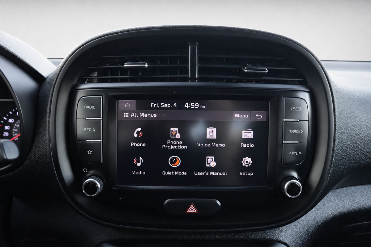 Used 2022 Kia Soul LX w/ Technology Package FWD image 33