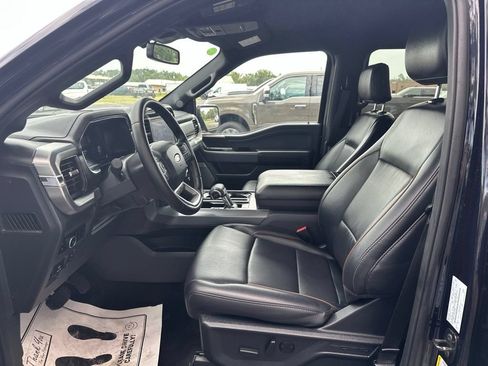 Used 2025 Ford F150 Lariat w/ Equipment Group 501A Mid AWD/4WD image 10