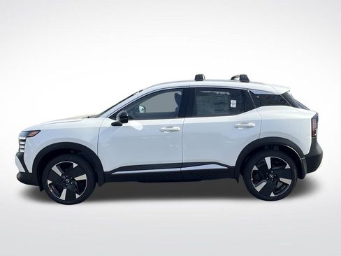 New 2026 Nissan Kicks SR w/ Cold Weather Package AWD/4WD image 2