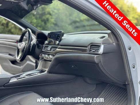 Used 2022 Honda Accord Sport image 15