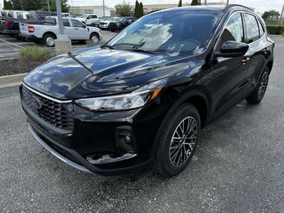 New 2025 Ford Escape SE