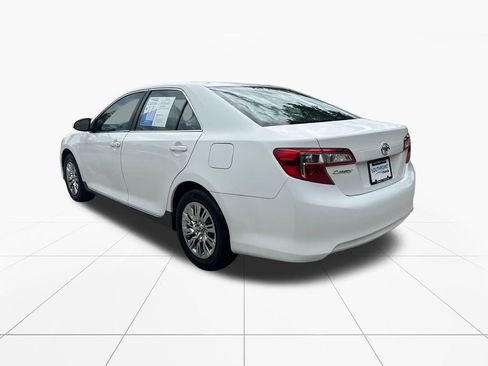 Used 2013 Toyota Camry FWD image 6