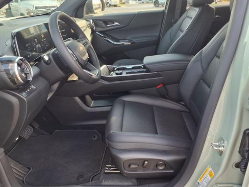 New 2026 Chevrolet Equinox LT w/ Convenience Package II image 6