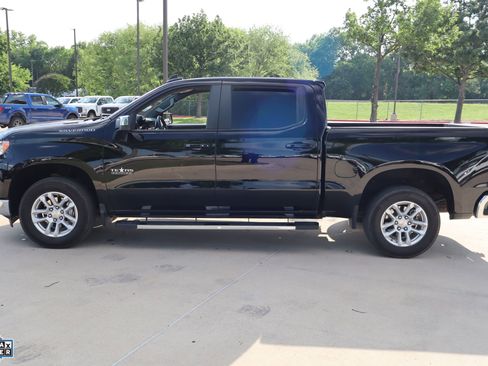 Used 2025 Chevrolet Silverado 1500 LT w/ Protection Package RWD image 9