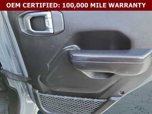 Used 2021 Jeep Wrangler Unlimited Rubicon AWD/4WD image 17