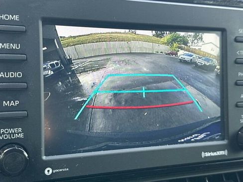 Used 2021 Toyota RAV4 LE image 22