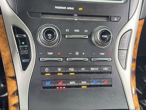 Used 2016 Lincoln MKX Reserve w/ Climate Package image 27