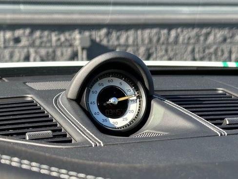 Certified 2025 Porsche 911 GT3 RS image 33