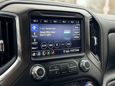 Used 2020 GMC Sierra 1500 AT4 w/ AT4 Premium Package image 15