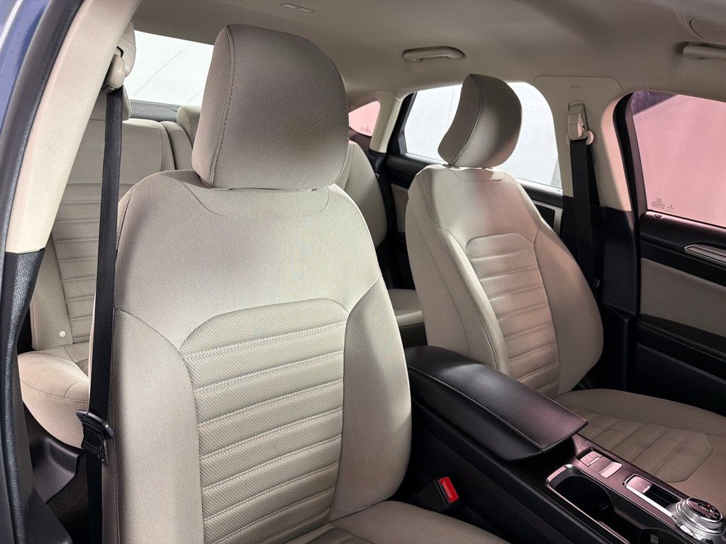 Used 2019 Ford Fusion S FWD image 23