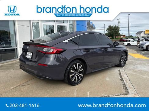 Used 2024 Honda Civic EX-L image 6