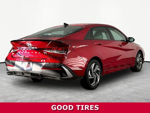 Used 2025 Hyundai Elantra Sport FWD image 6