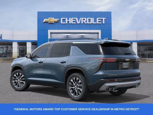 New 2026 Chevrolet Traverse LT w/ Sun and Wheel Package FWD image 4