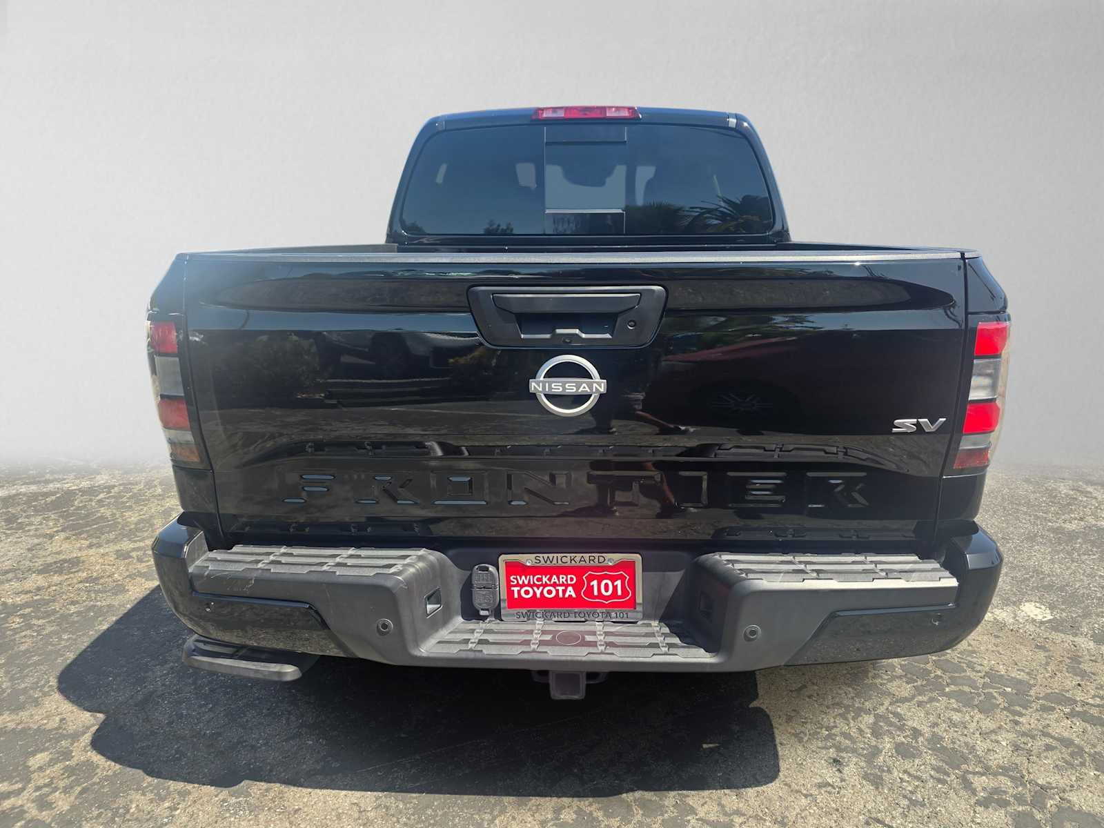 Used 2023 Nissan Frontier SV w/ SV Convenience Package RWD image 4