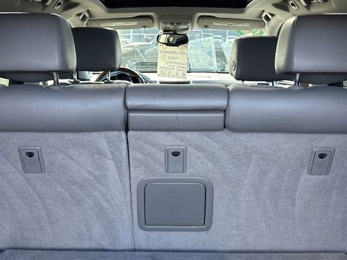 Used 2010 Cadillac SRX Luxury image 11