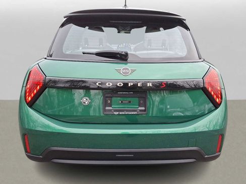 Certified 2025 MINI Cooper S image 5