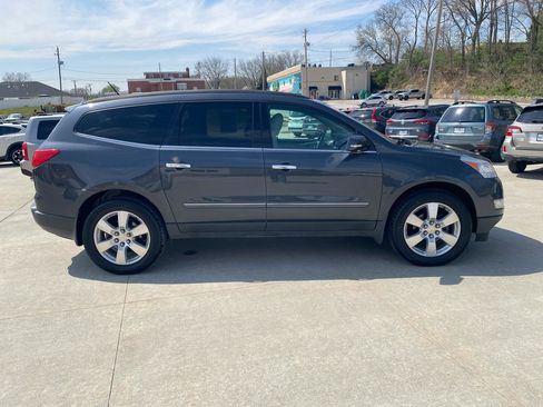 Used 2012 Chevrolet Traverse LTZ image 5