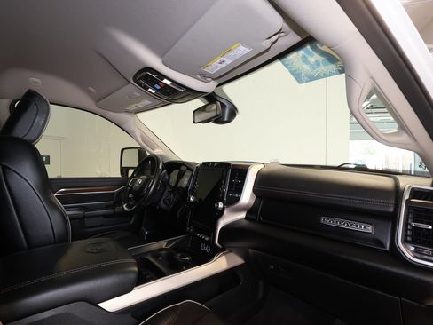 Used 2024 RAM 3500 Laramie w/ Towing Technology Group AWD/4WD image 27
