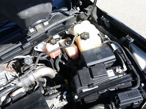 Used 2023 GMC Sierra 3500 Denali w/ Denali Black Diamond Edition image 15