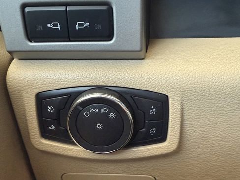 Used 2015 Ford F150 Lariat w/ Equipment Group 501A Mid image 34