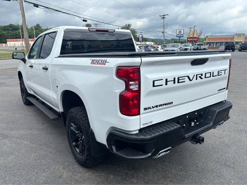 Used 2024 Chevrolet Silverado 1500 Custom Trail Boss w/ LPO, Dark Essentials Package AWD/4WD image 6