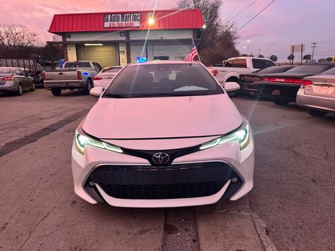 Used 2020 Toyota Corolla XSE image 2