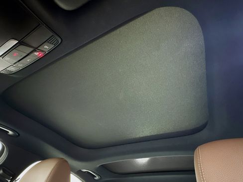 Used 2021 Mercedes-Benz E 350 4MATIC Sedan image 26