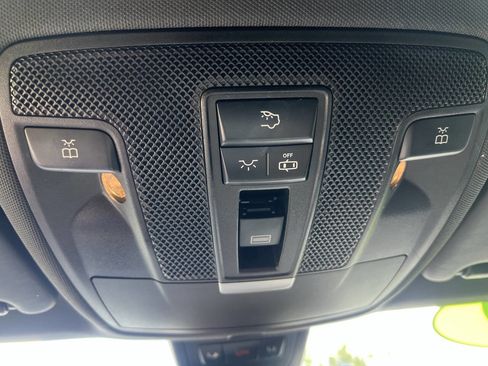 Used 2019 Mercedes-Benz CLA 250 image 35