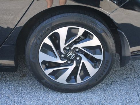 Used 2019 Honda Civic LX image 33
