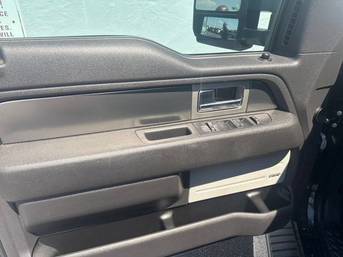 Used 2014 Ford F150 FX4 w/ Equipment Group 402A Luxury AWD/4WD image 15