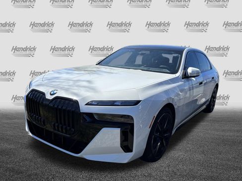 Used 2023 BMW 760i xDrive 760i xDrive w/ Executive Package image 9