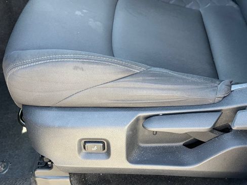 Used 2024 Toyota Tacoma SR w/ SR Upgrade Package AWD/4WD image 5