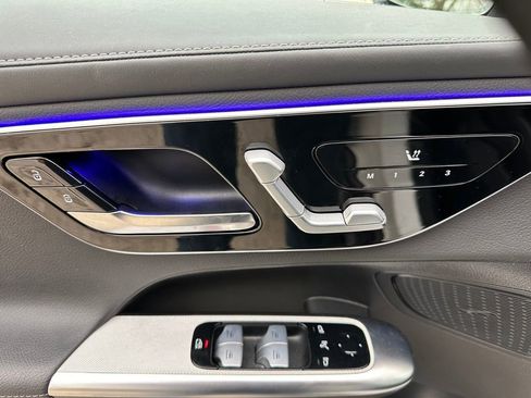 Used 2025 Mercedes-Benz GLC 43 AMG 4MATIC image 18