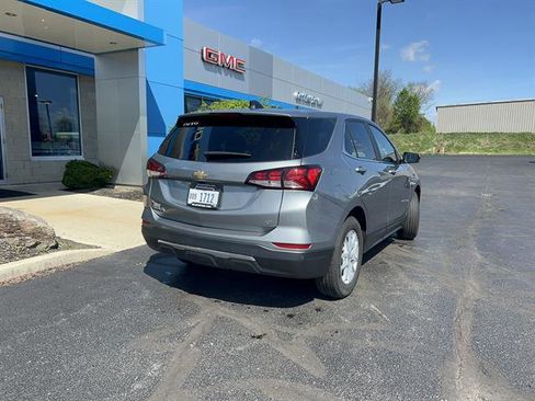 Used 2024 Chevrolet Equinox LT image 7
