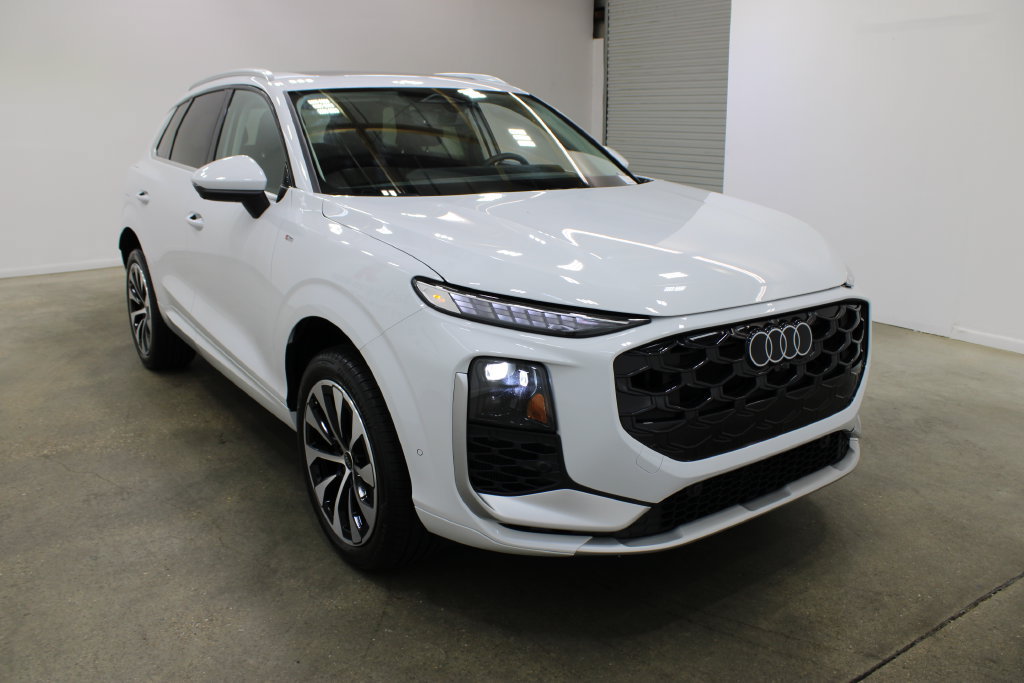 Used 2026 Audi Q3 quattro 2.0T AWD/4WD image 6