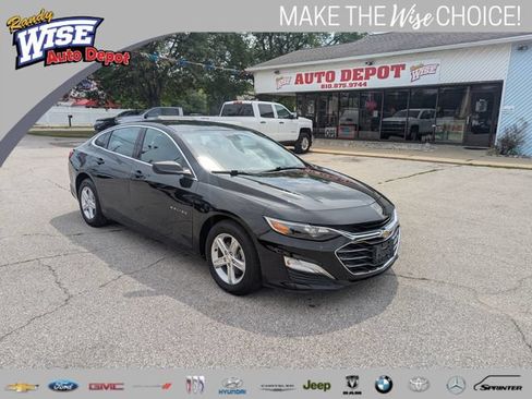 Used 2023 Chevrolet Malibu LS FWD image 1