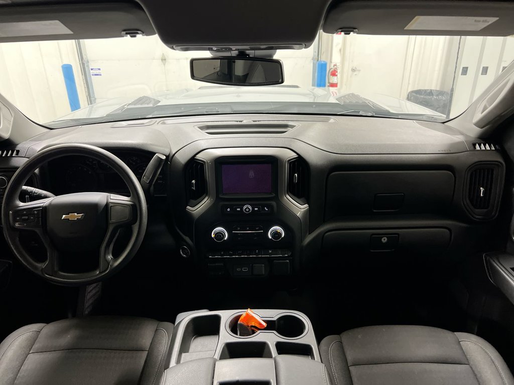 Used 2024 Chevrolet Silverado 2500 Custom w/ Custom Value Package AWD/4WD image 10